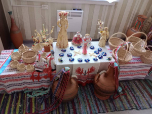 Открытие выставки мастеров Дома ремёсел и народных мастеров по лозоплетению Александра и Людмилы Мусских "Славянский венок"