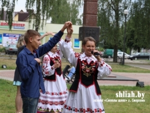 4 жніўня ў дэндрапарку прайшла этна-вечарынка “Танцуем разам!”